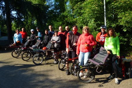 7 von insg. 10 Pinos am Samstag - ganz hinten im Bild die diesjährigen super Organisatoren - VIELEN DANK!