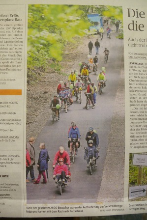 Wir sind in der Zeitung - auf der Eröffnung der neuen Bahndamm-Radelstrecke "Balkantrasse".