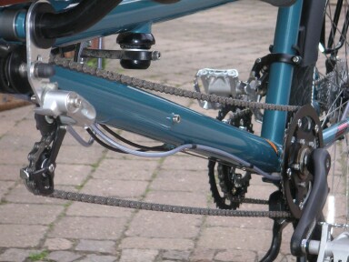 optimal gespanntes unteres Kettentrum mit &amp;quot;automatischem Ausgleich&amp;quot; bei Vorbauverstellung