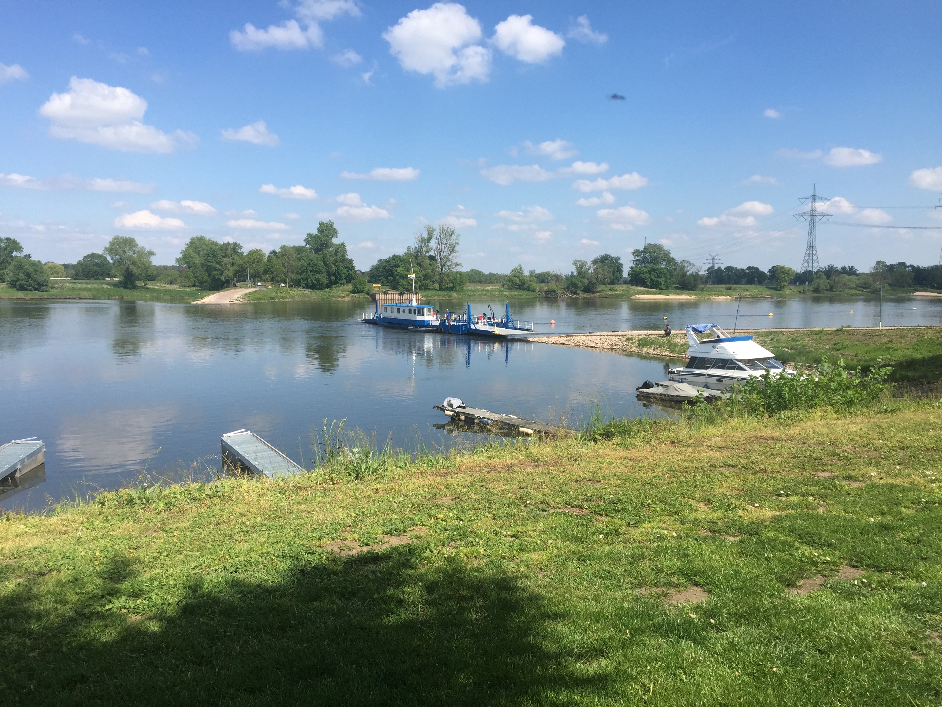 Elbefähre bei Barby