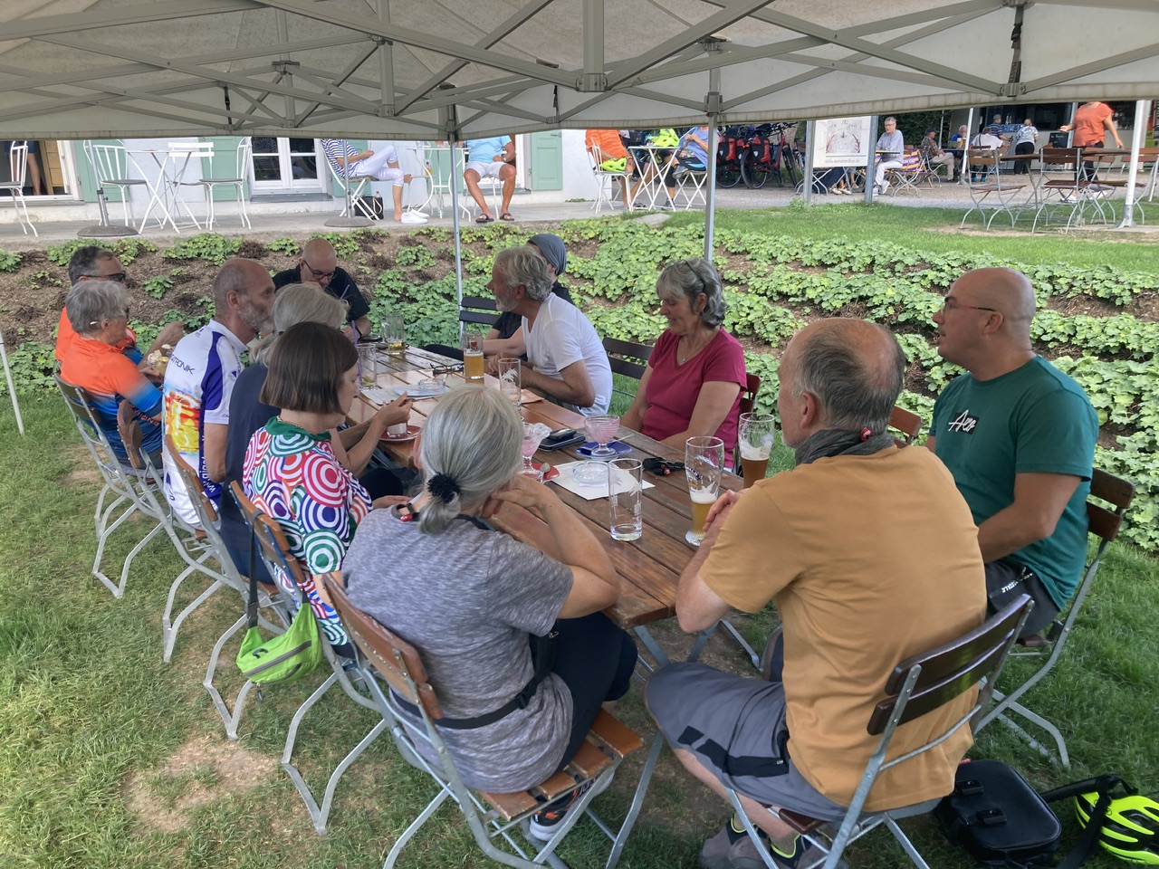 Abschluß im Plochinger Bruckenwasen