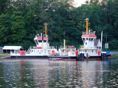 06 - Fähre über den Kanal